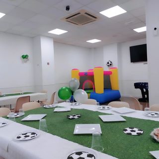 Alquiler local por horas.  DESCUENTOS DE APERTURA!