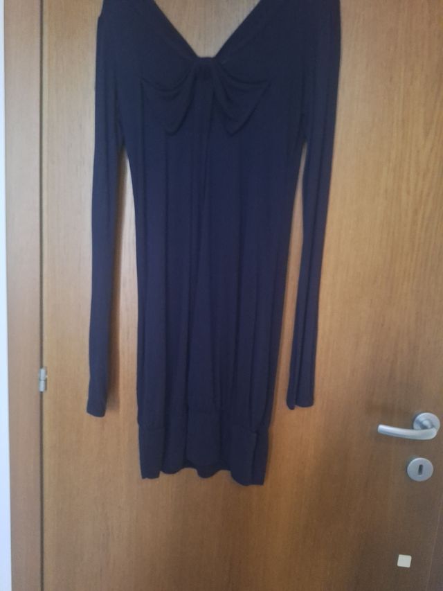 Maglia in cotone blu con fiocco dietro