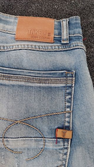 Jeans slim strappati Take Two size 32