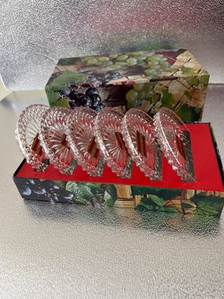 sotto bicchieri in vetro con lavorazione