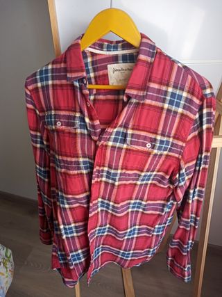 lote.  7.   camisas     chico    
