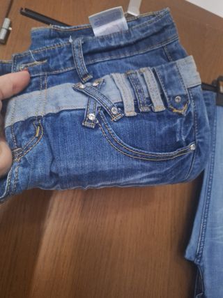 3 paia jeans