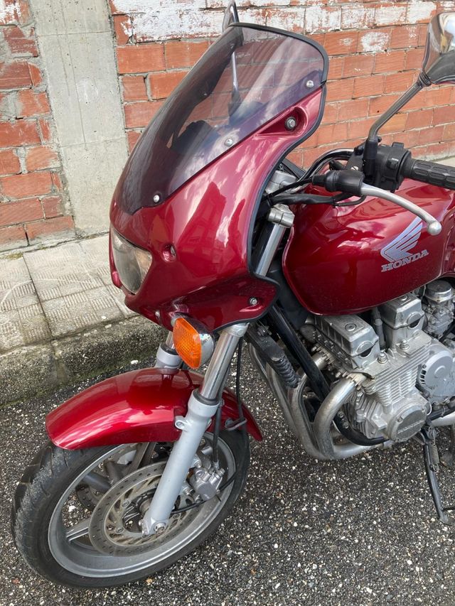 Honda CB 750 sevenfifty