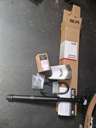 Espigão Dropper Seatpost Kind Shock com alavanca