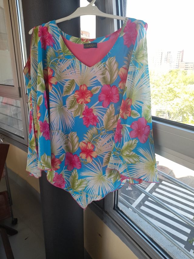 Camisa acampa precioso estampado rosa verde y azul