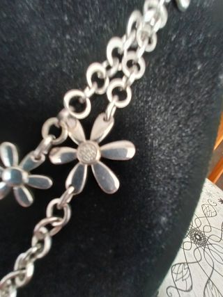 Collar original de la marca Folli Follie.