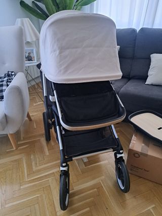 Carrito Bugaboo Fox 2 con capota beige