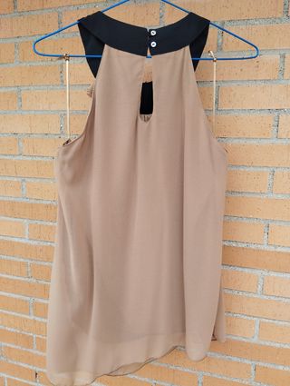 Blusa marrón y negro