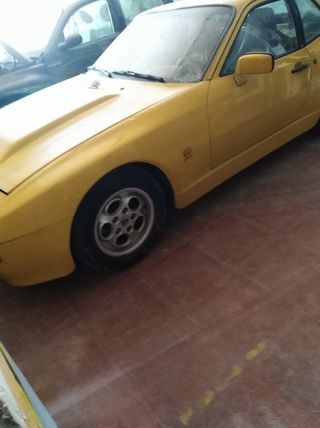 Porsche 944 1985