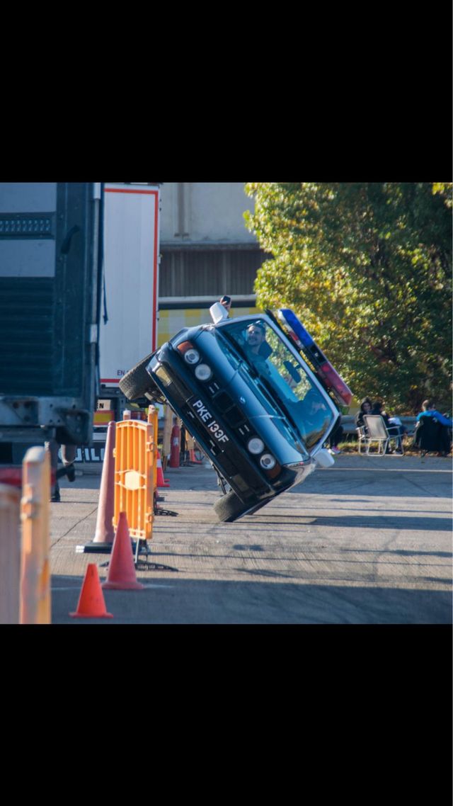 BMW E34 CABRIO CON BARRAS ESTRUCTURARES 150cv