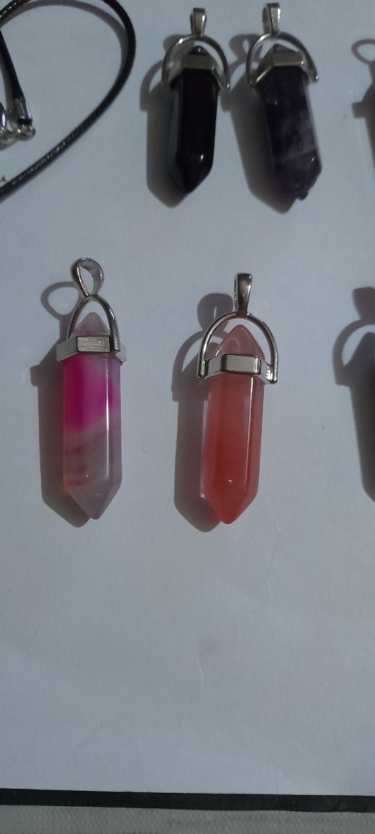 2 Colgantes prisma de cristal y piedra