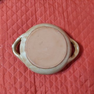 Ciotola vintage con manici in terracotta