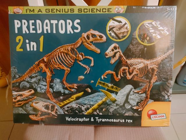 Genius Predators 2 in 1
