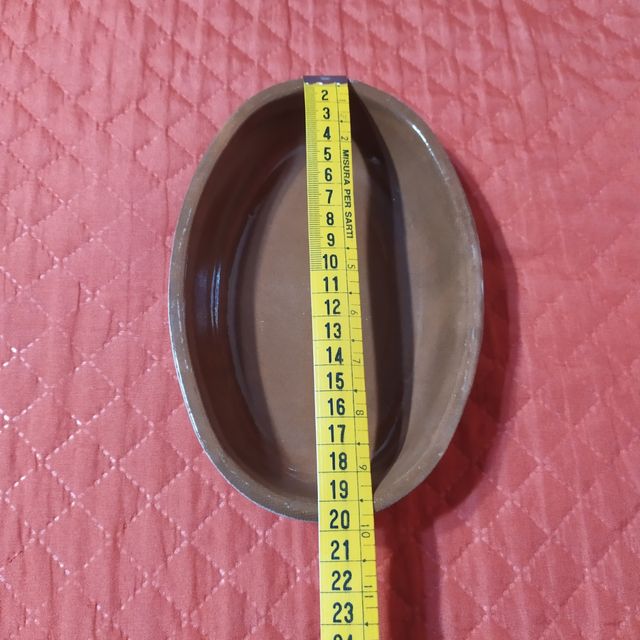 Pirofile vintage da forno in terracotta