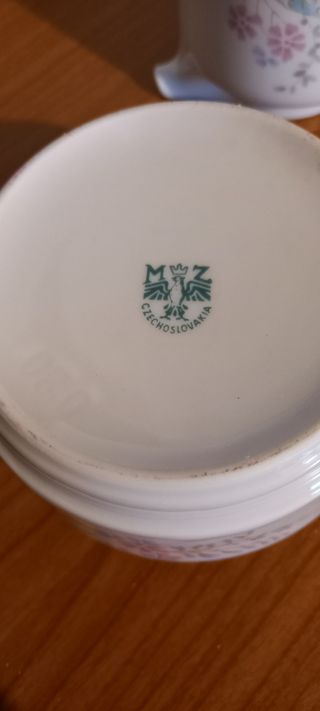 Lattiera e zuccheriera vintage