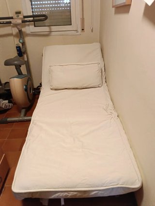 Oferta! En perfecto estado! Ikea.Sofá cama   90 cm