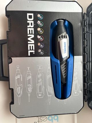 Dremel 4000 casi sin uso con accesorios