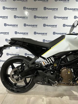 HUSQVARNA VITPILEN 125 2024