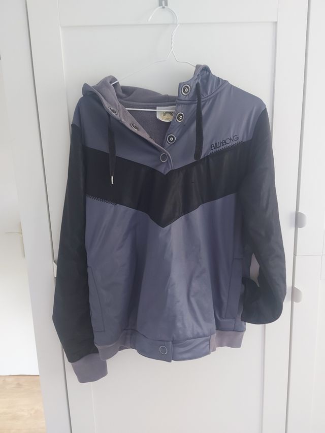 Sudadera féretro capucha