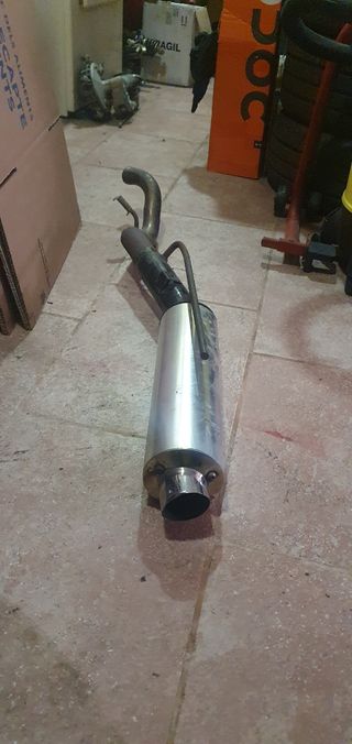 Tubo de escape tipo moto