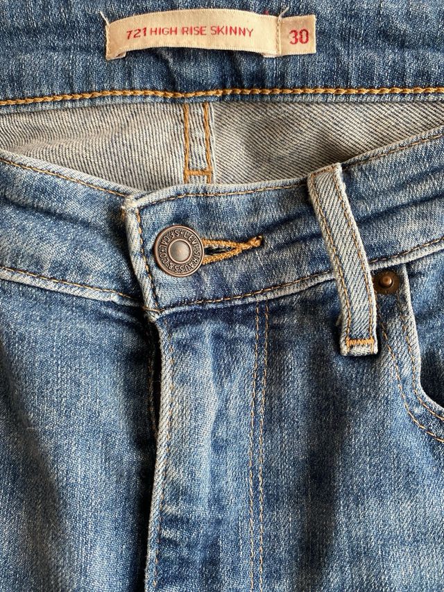 Levis 721