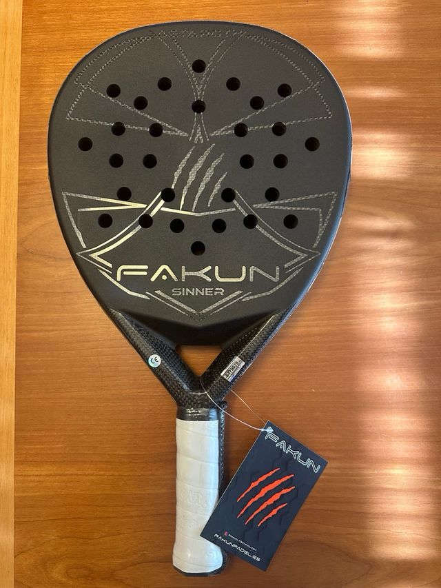 Pala padel FAKUN ASTAROTH “BLACK EDITION”