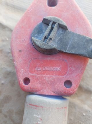 Tiralineas con botella