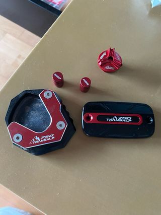 Detalles honda transalp xl750 2023