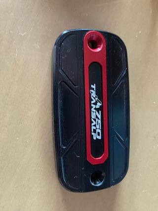 Detalles honda transalp xl750 2023