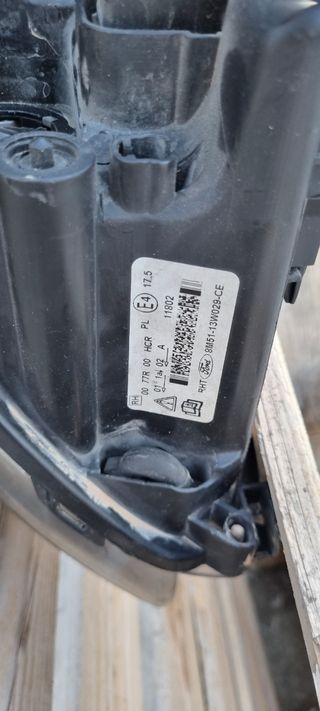 Faros ford focus ...