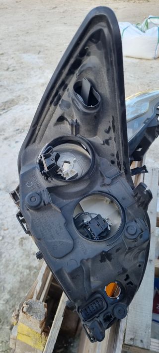 Faros ford focus ...