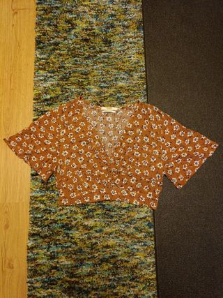 Top de pull & bear talla S. Está nuevo.