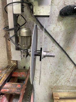 Aplicadora cola a cantos