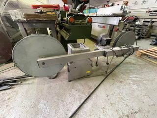 Aplicadora cola a cantos