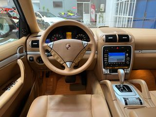 Porsche Cayenne 2009 PDCC