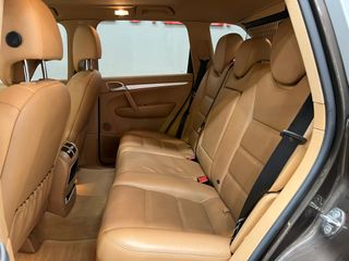 Porsche Cayenne 2009 PDCC