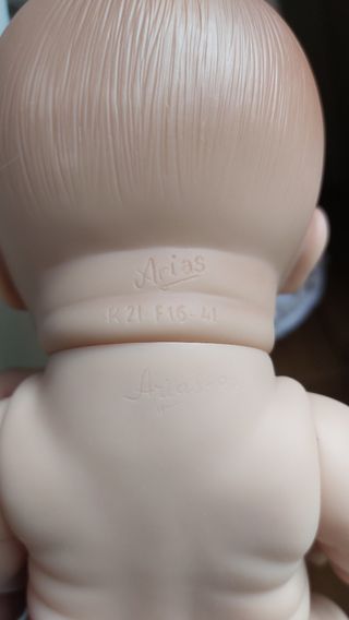 Bebé muñeca Arias elegance