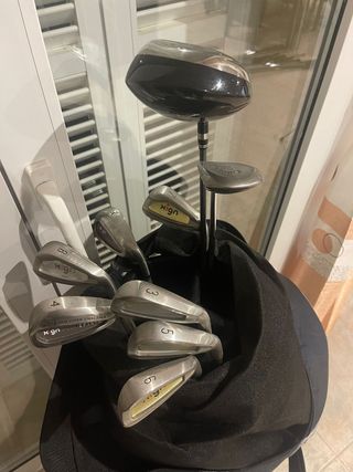 Carro de golf y Palos Golf