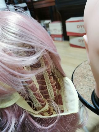 peluca rosa con flequillo lolita cosplay