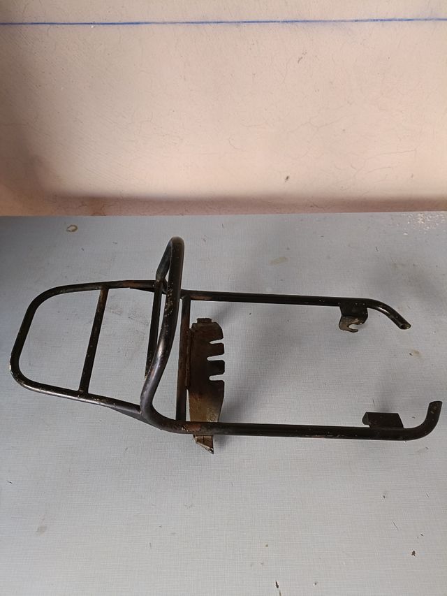 Porta bultos derbi varian