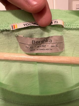 Camiseta Bershka