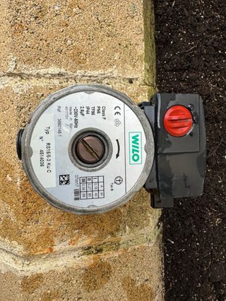 bombas caldera Ferroli