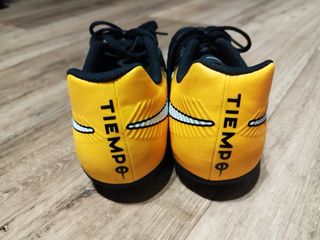 Zapatillas-botas futbol talla 38