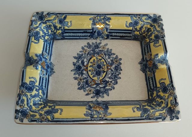 Conjunto de florero y bandeja cerámica