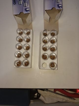 19 Lámparas 24v 21w marca Osran para camion