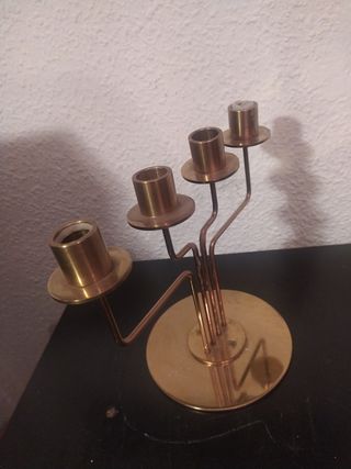 Candelabro dorado