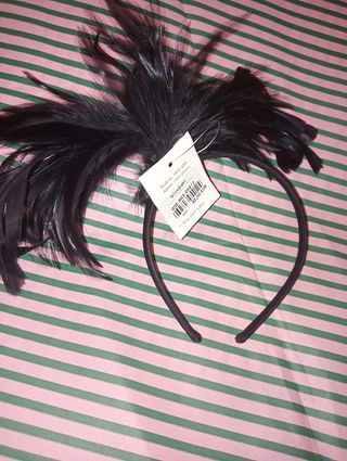 Tocado diadema de plumas Corte inglés