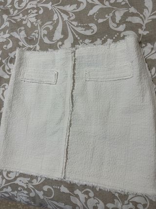 Falda Zara blanca