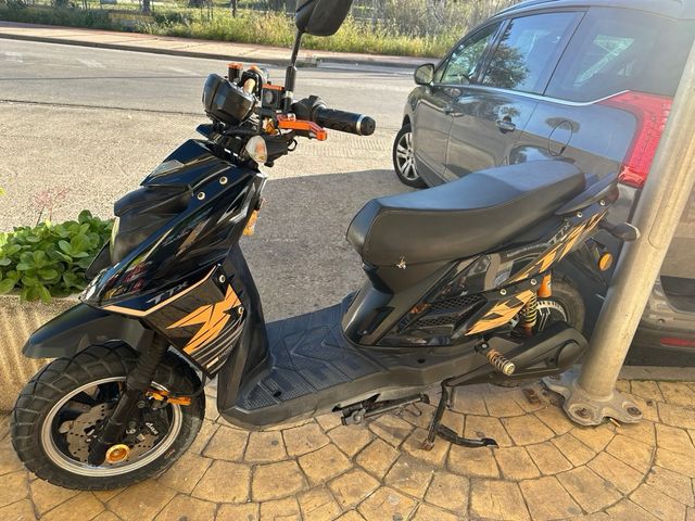 moto ciclomotor electrica ksr ttx