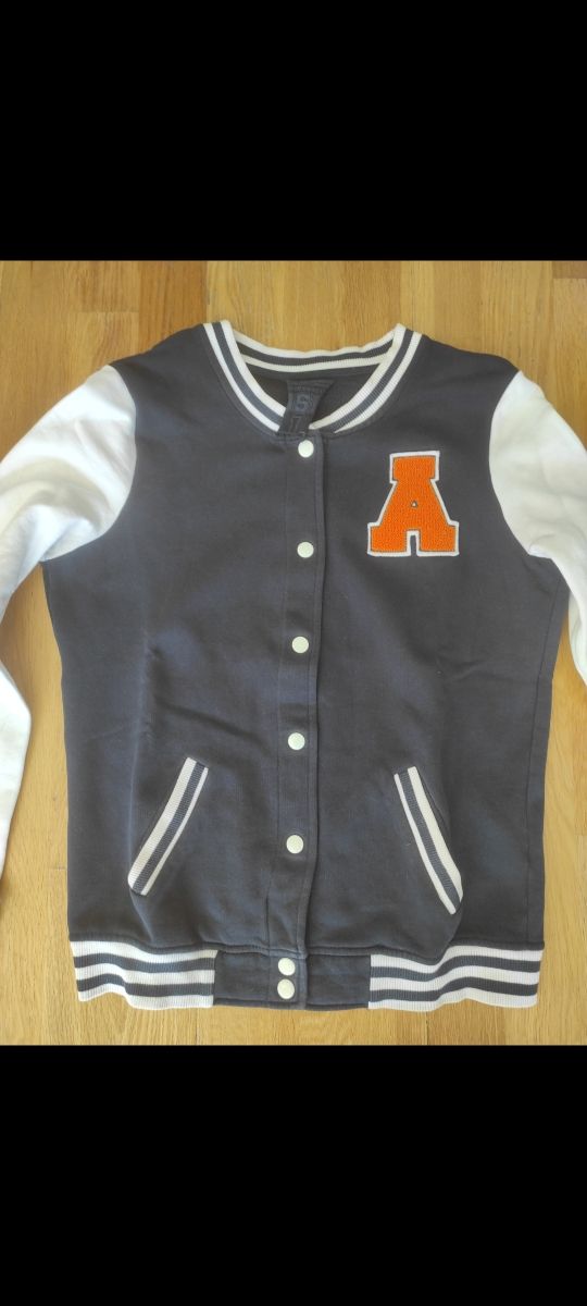 Sudadera con botones